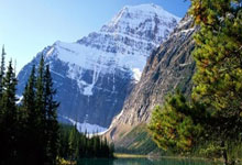 狗子28:郭晶晶谈初遇霍启刚,有谁注意到他的眼神?真爱是藏不住的!.